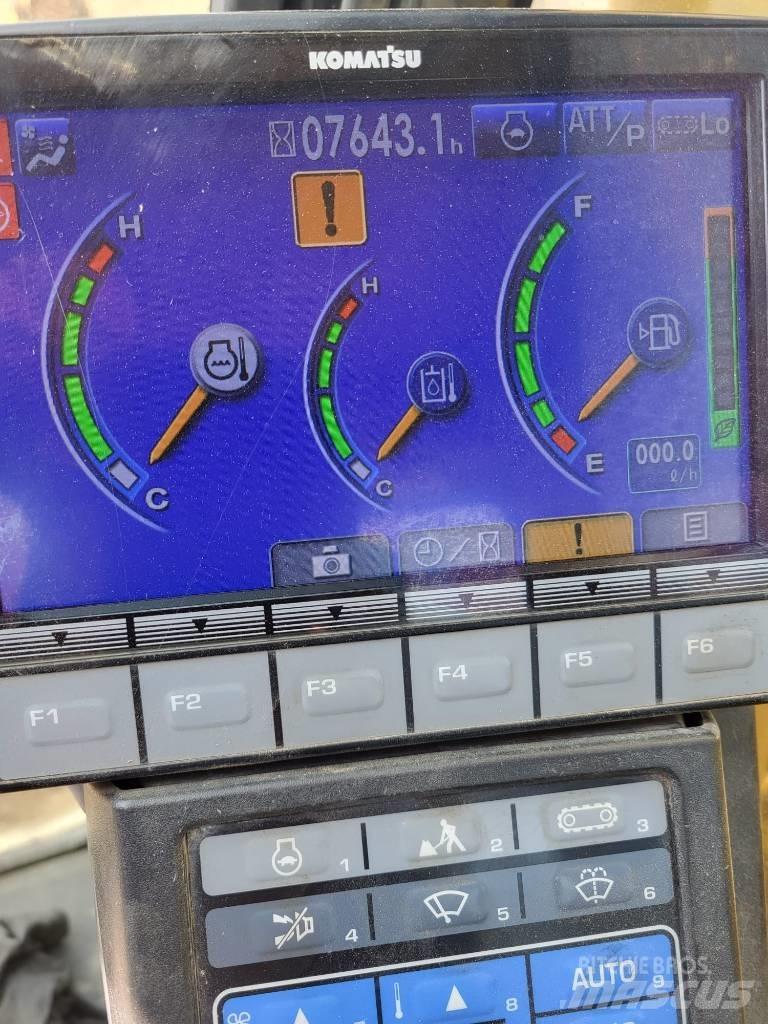 Komatsu PC 138 US-10 Telakaivukoneet