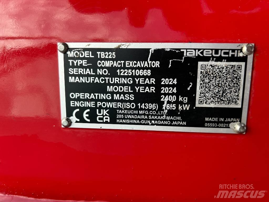 Takeuchi TB 225A V5 Minikaivukoneet < 7t