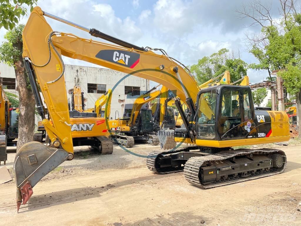 CAT 320 D 2 Midikaivukoneet 7t - 12t