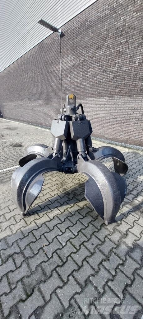 Fuchs 600L Grijper Kourat