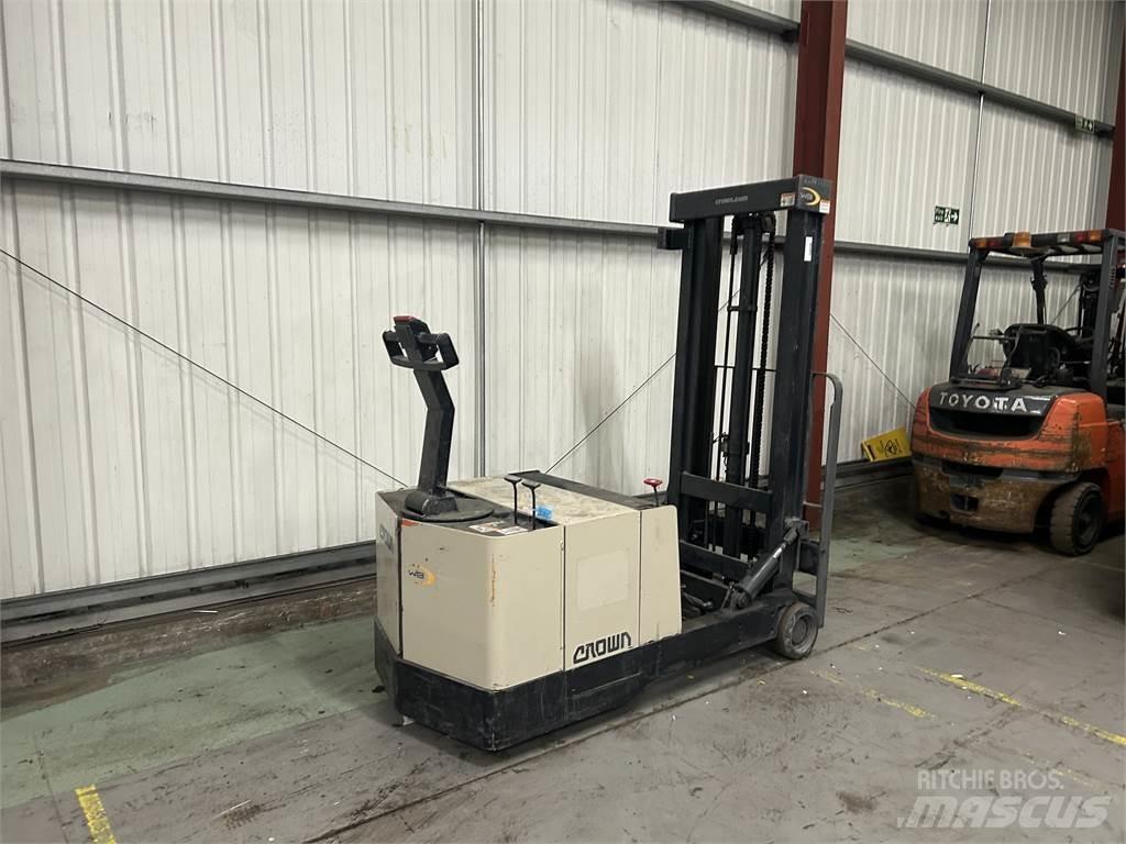 Crown 40WBTL Lavansiirtotrukit