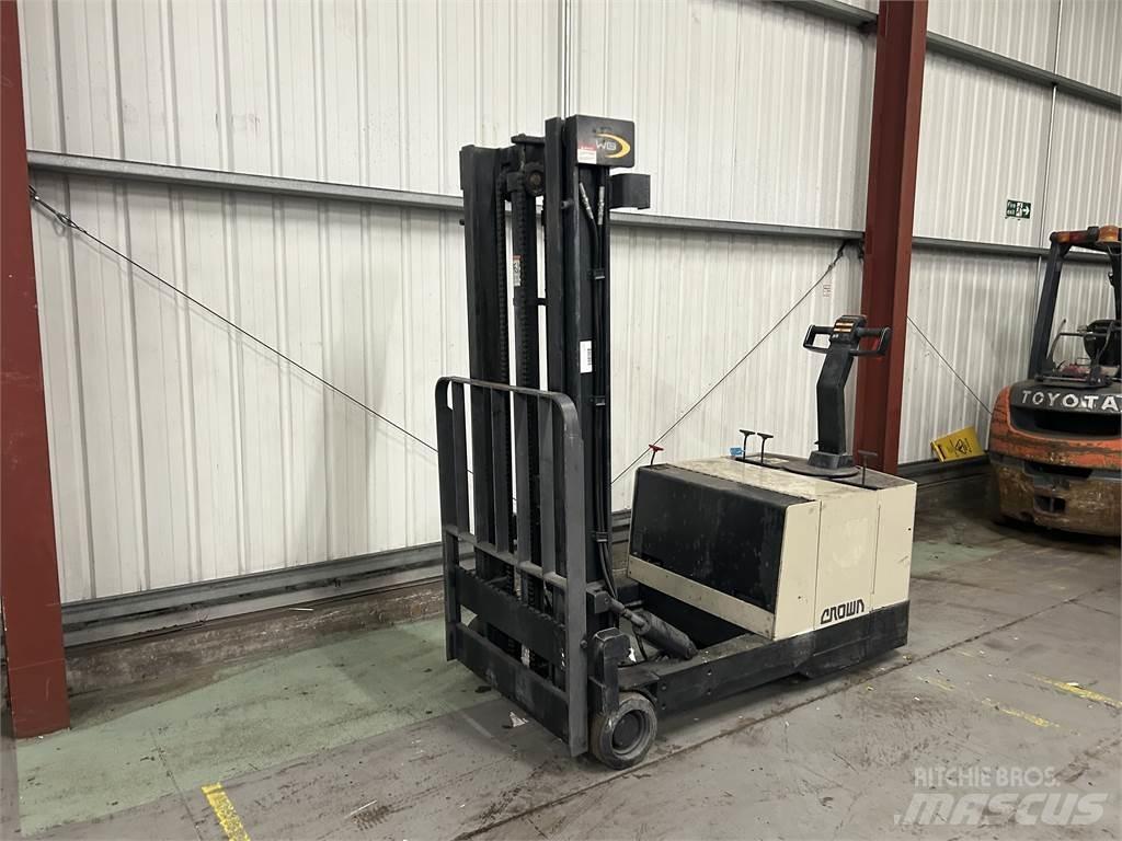 Crown 40WBTL Lavansiirtotrukit