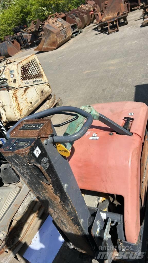 Husqvarna LG504 Tärylevyt