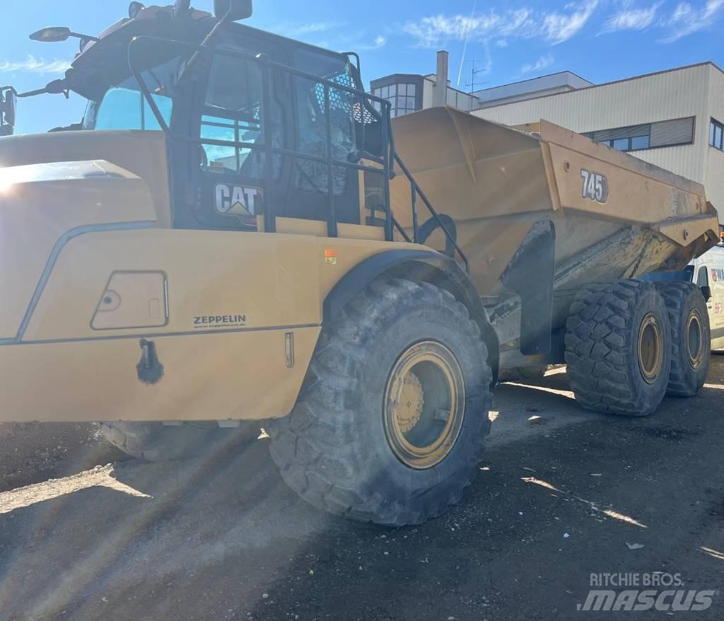 CAT 745 Dumpperit