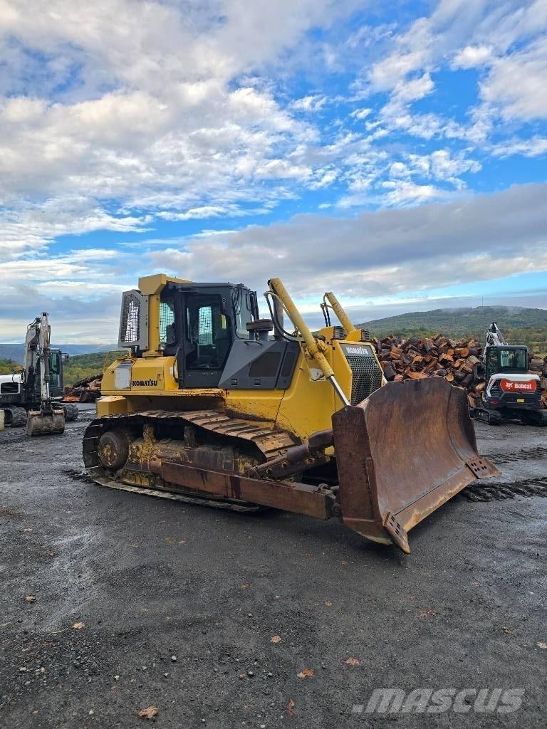 Komatsu D 65 EX-15 L Telaketjupuskutraktorit