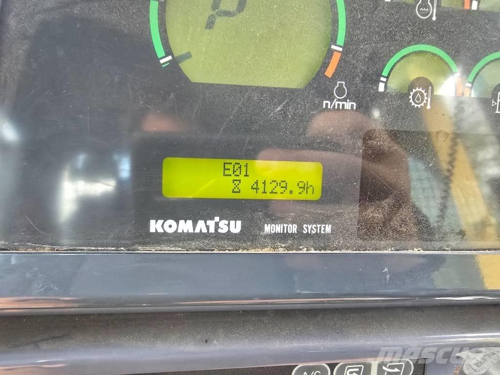 Komatsu D 65 EX-15 L Telaketjupuskutraktorit