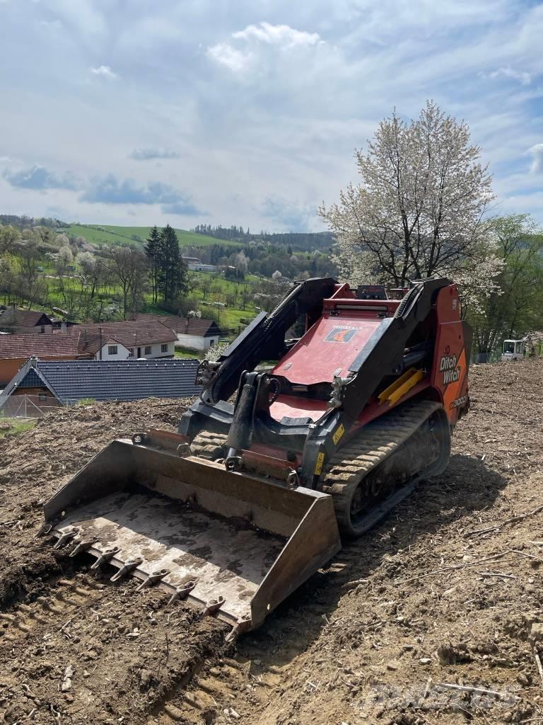 Ditch Witch SK 3000 Telakuormaajat