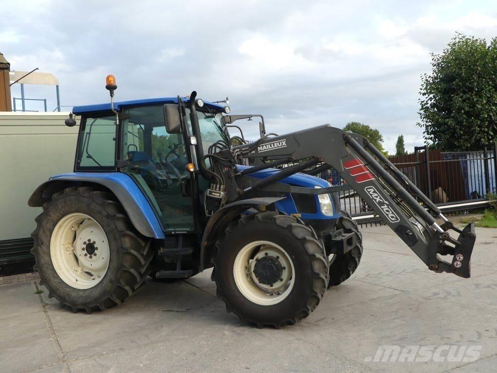 New Holland T5060 Traktorit