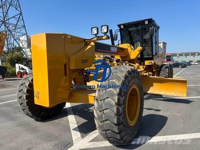 CAT 140H Tiehöylät