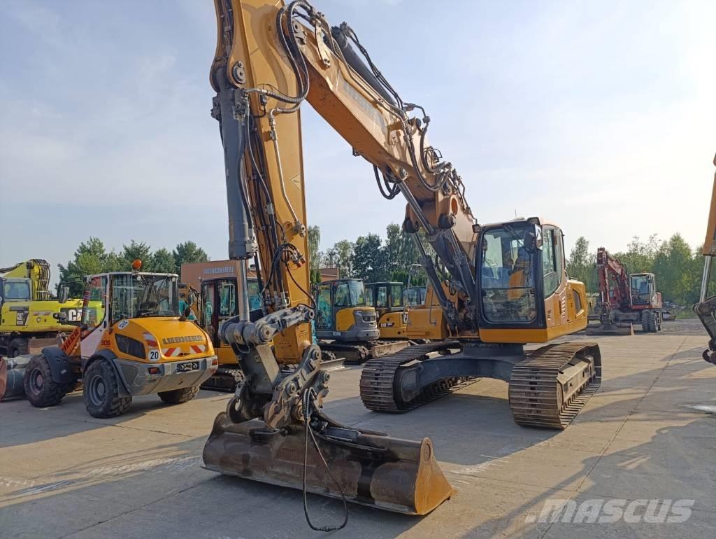 Liebherr R924LC Telakaivukoneet