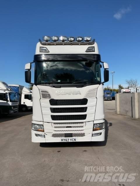 Scania S500 Vetopöytäautot