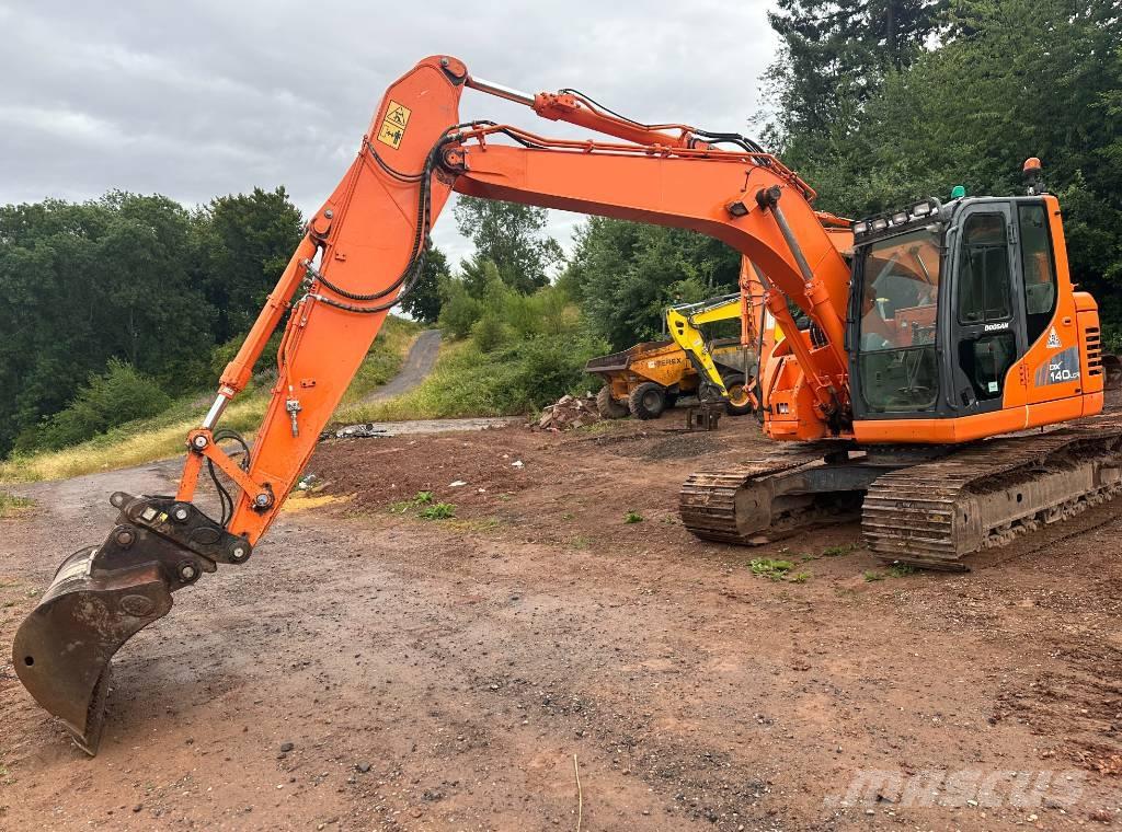 Doosan DX 140 LCR-3 Telakaivukoneet