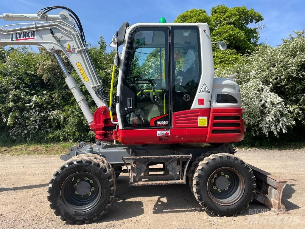 Takeuchi TB 295 W Pyöräkaivukoneet