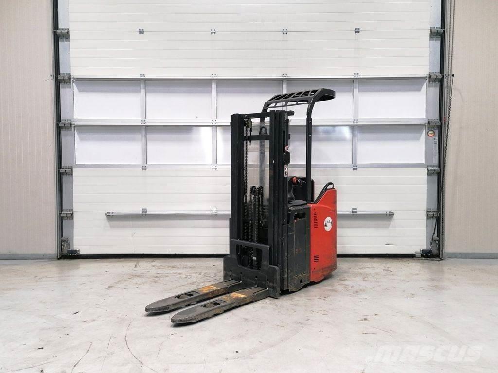 Linde L12SP Käyden ajettavat pinoamistrukit