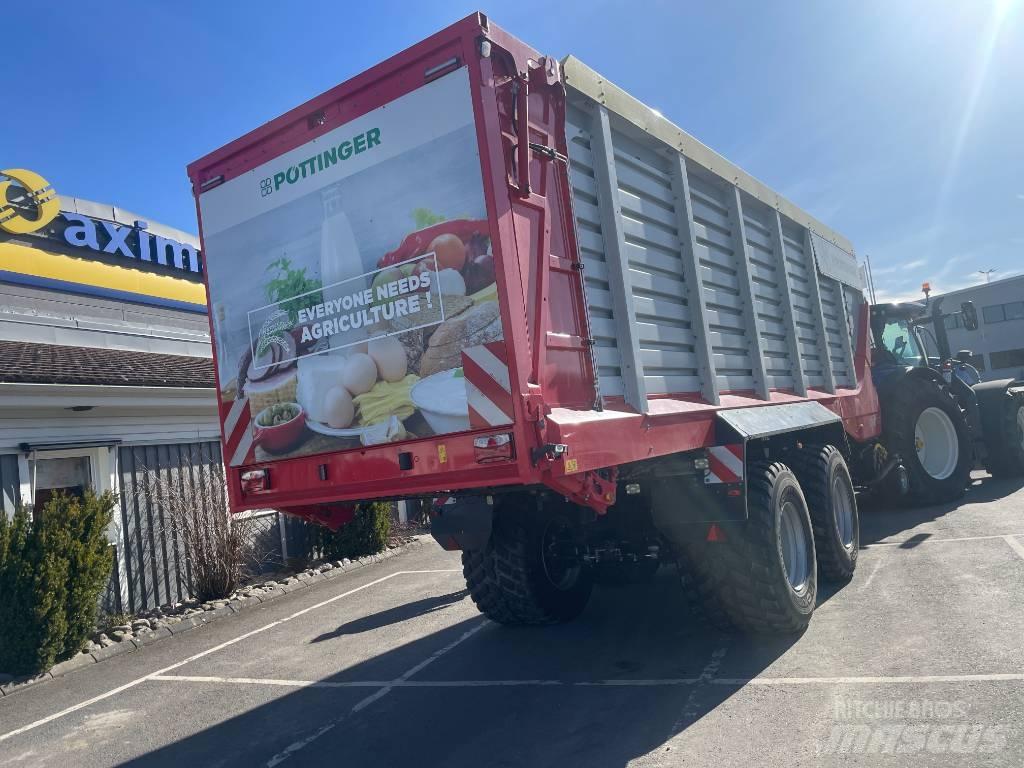 Pöttinger Jumbo 7470 Keräävät noukinvaunut ja silppurivaunut