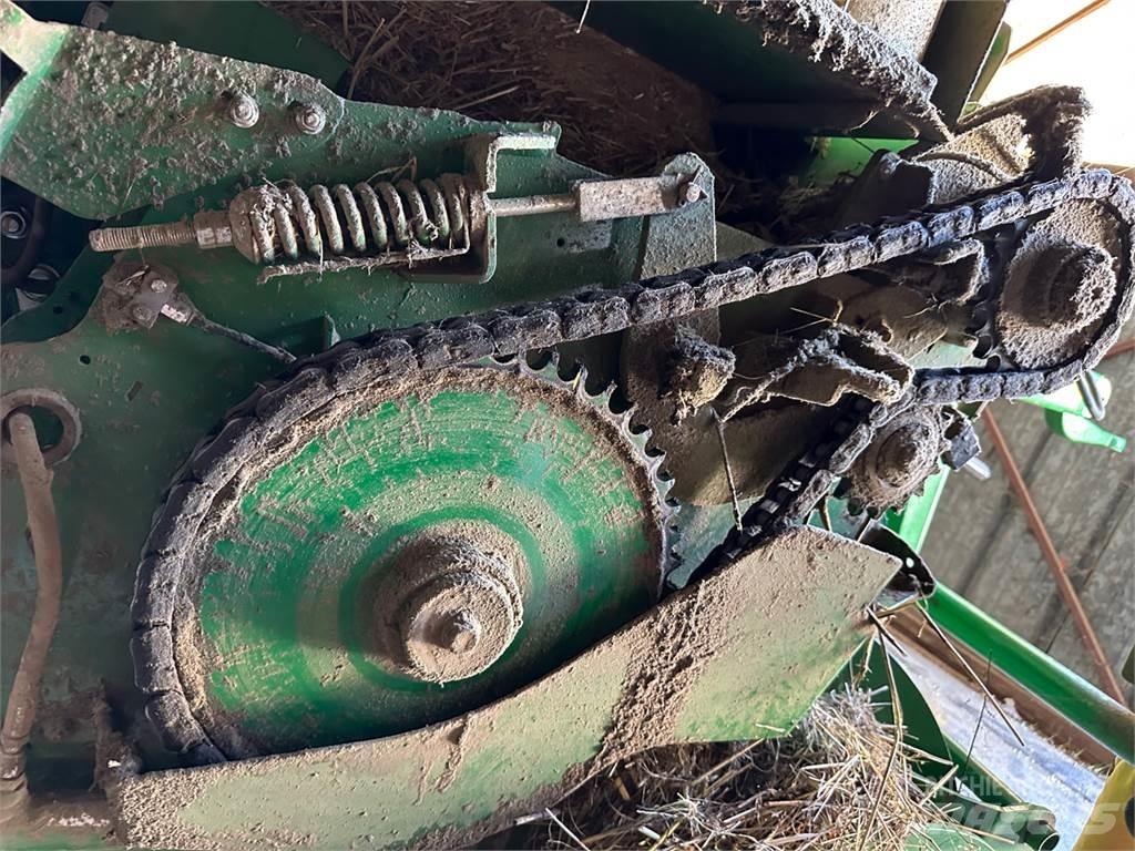 John Deere V461M Pyöröpaalaimet