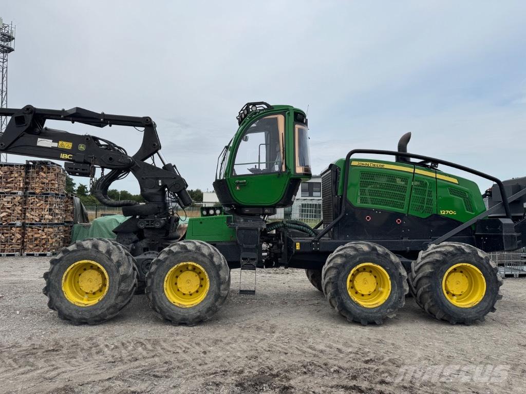 John Deere 1270 G Harvesterit