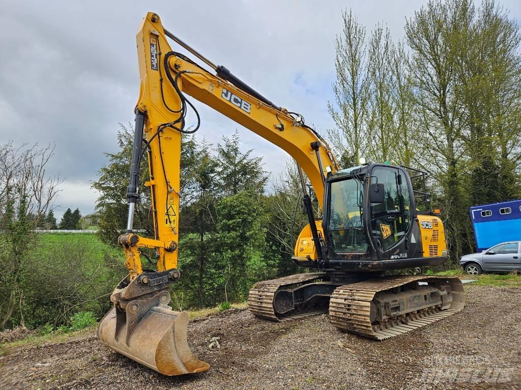JCB JS 131 LC Telakaivukoneet