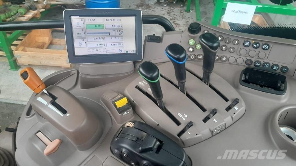 John Deere 6105 R Traktorit