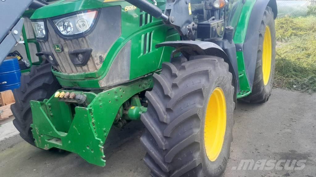 John Deere 6105 R Traktorit