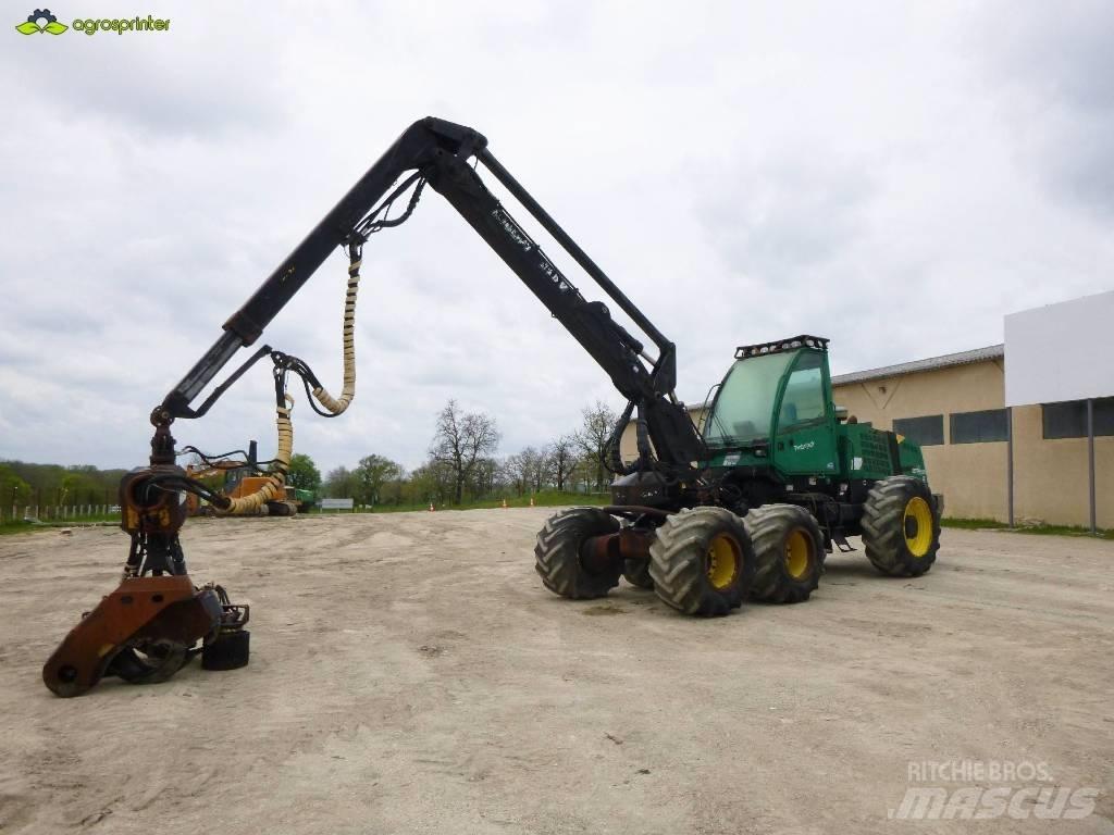 John Deere 1270 D Harvesterit