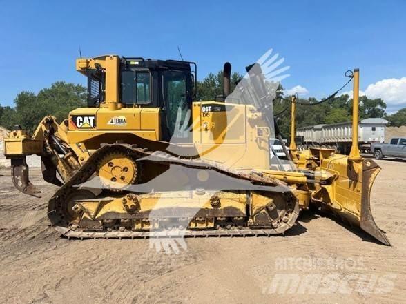 CAT D6T XW Telaketjupuskutraktorit