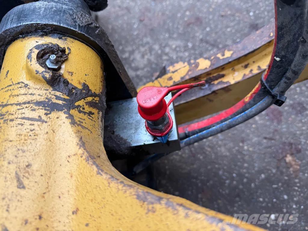 CAT 908H Pyöräkuormaajat