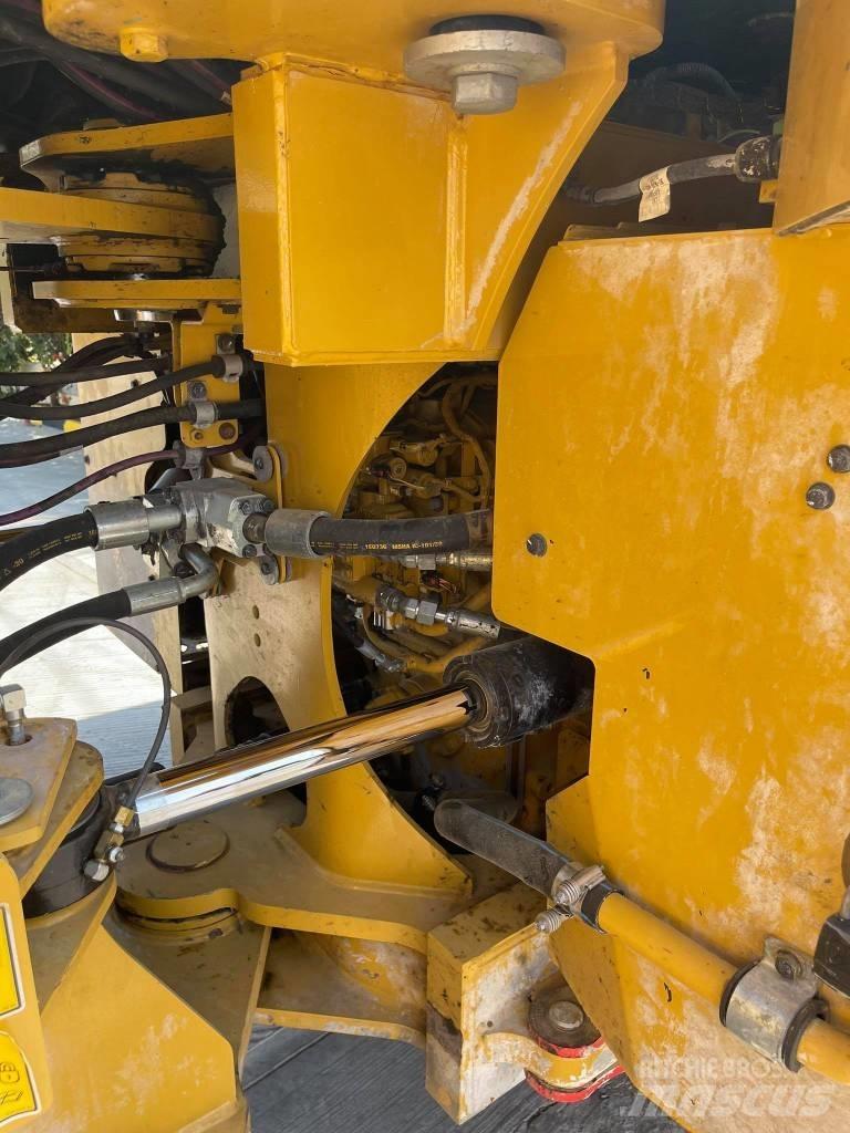 CAT 972M II Pyöräkuormaajat