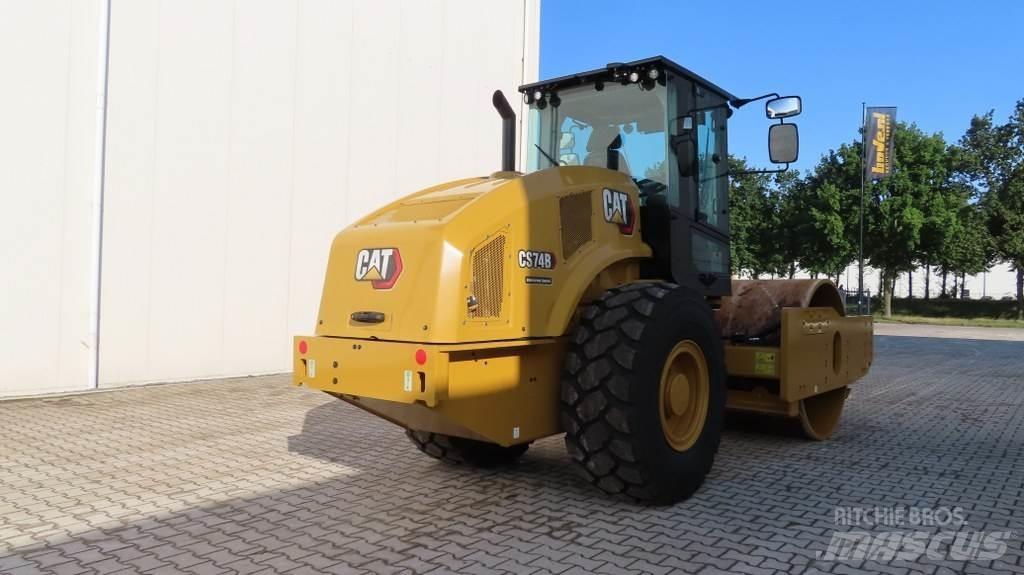 CAT CS 74 B Yksivalssijyrät