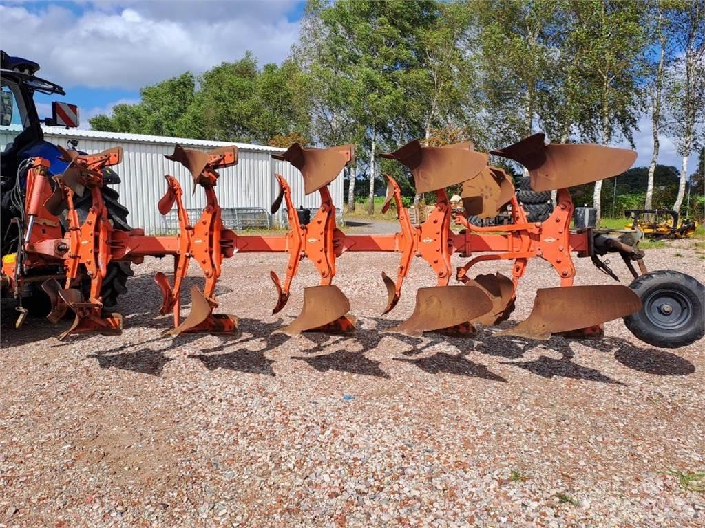 Kuhn VM 152 5T Aurat