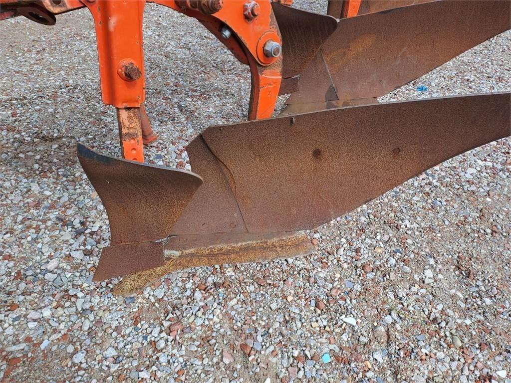 Kuhn VM 152 5T Aurat