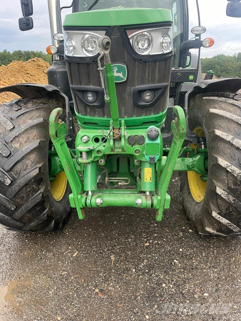 John Deere 6145R Traktorit