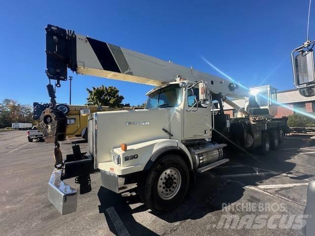 National Crane 1800 Tela-alustaiset nosturit
