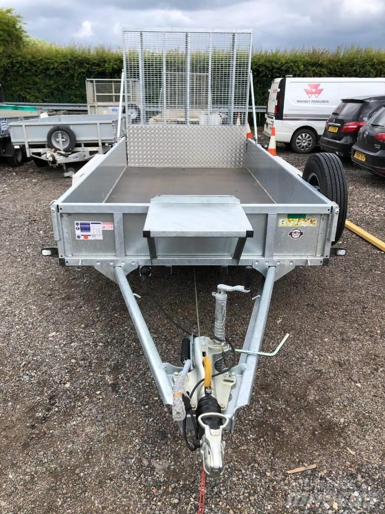 Ifor Williams GP 126 Kevyet peräkärryt