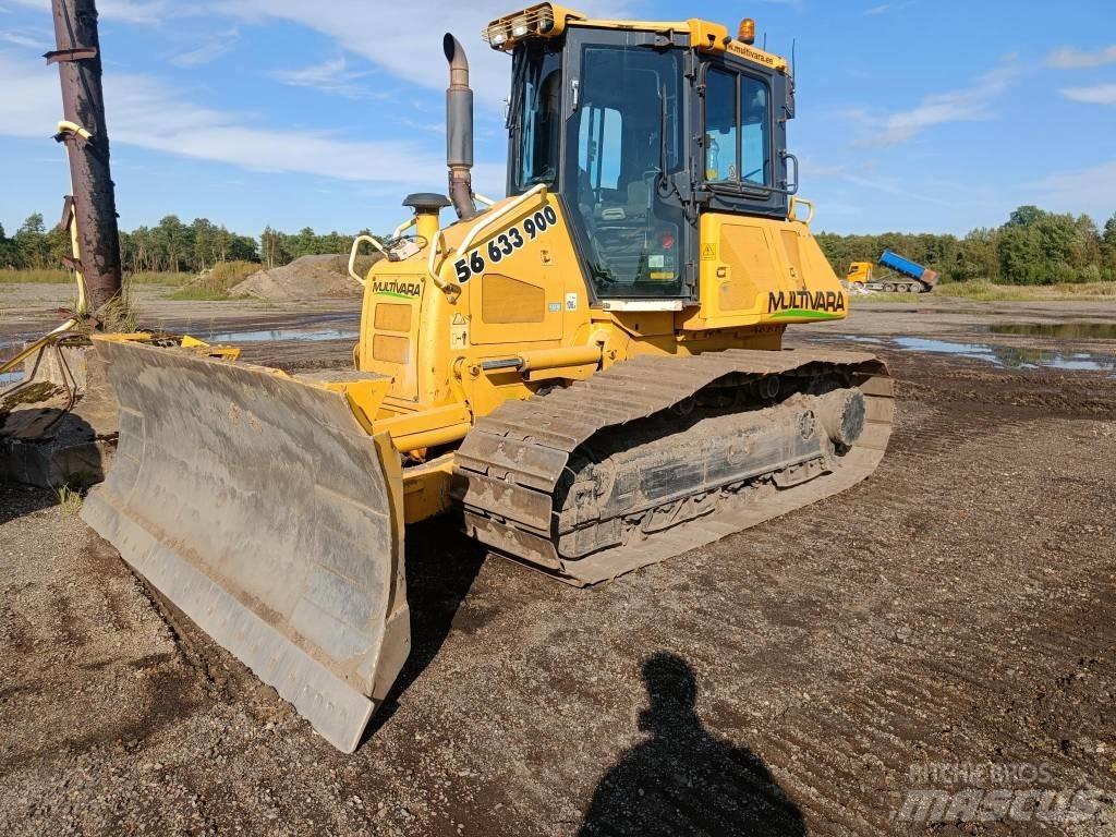 Komatsu D51PX-22 Telaketjupuskutraktorit
