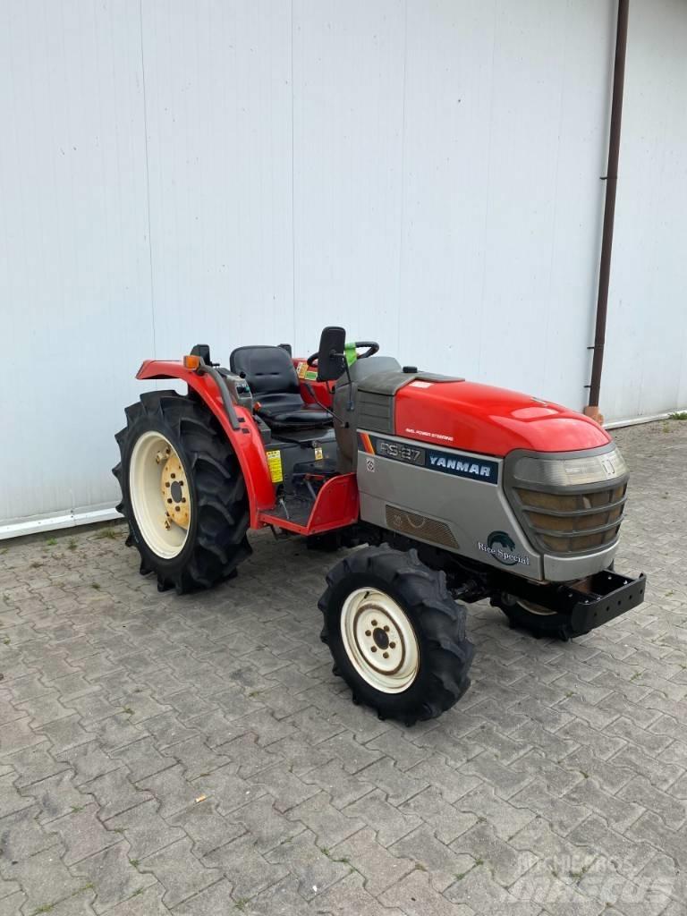 Yanmar RS 27 Taajamatraktorit