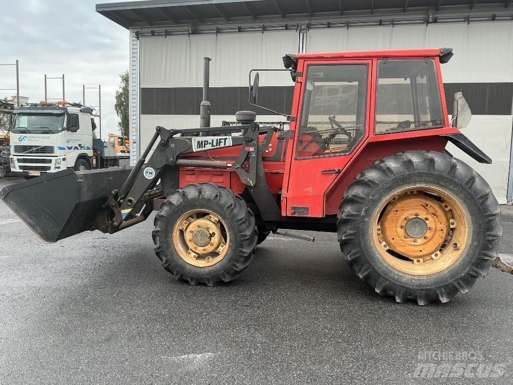 Valmet 605 Traktorit