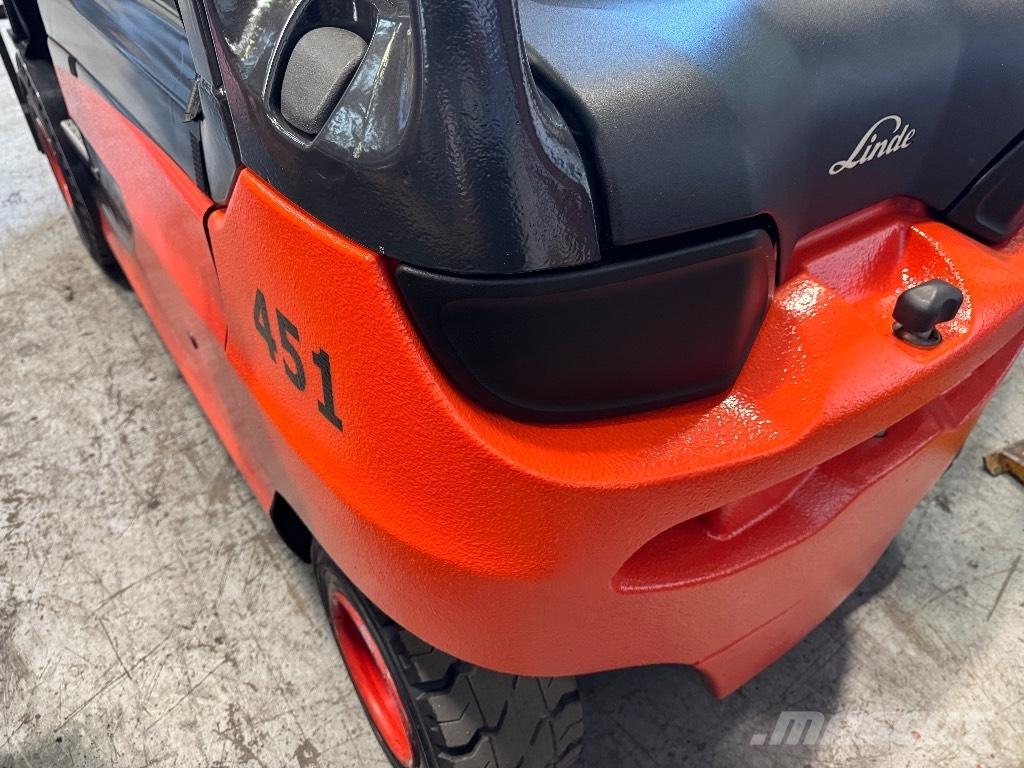 Linde E 30 Sähkötrukit