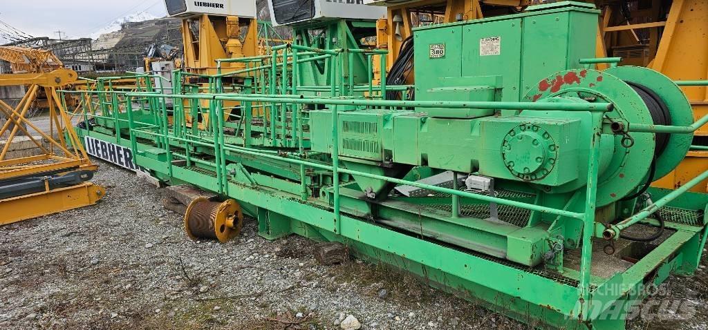 Liebherr 200 EC-H 10 Torninosturit