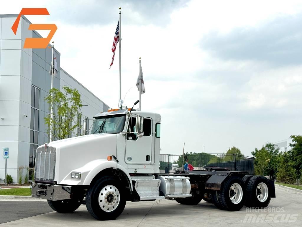 Kenworth T800 Vetopöytäautot