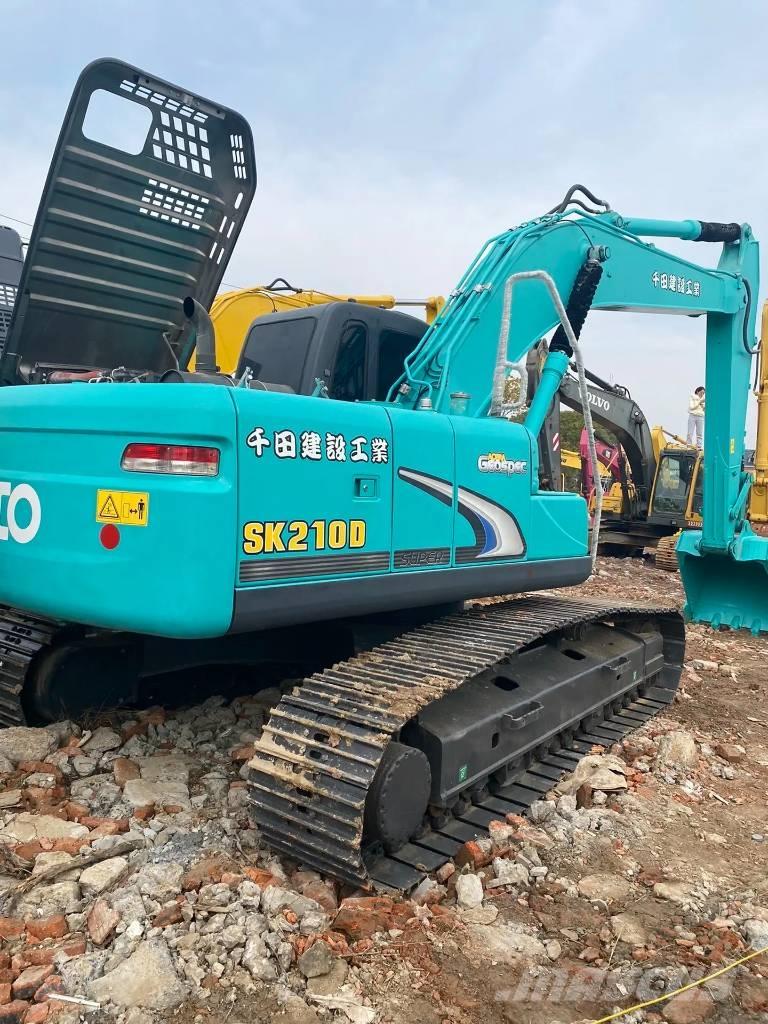 Kobelco 210 Telakaivukoneet