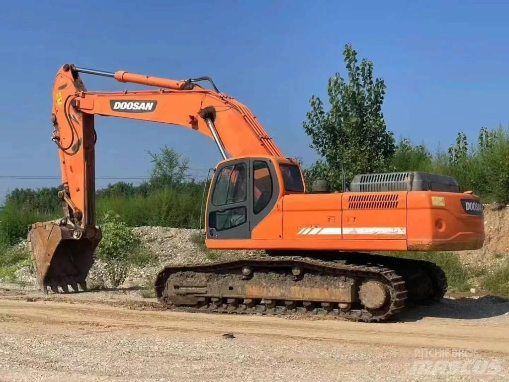 Doosan DX 420 Telakaivukoneet