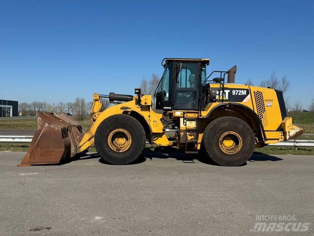 CAT 972M Pyöräkuormaajat