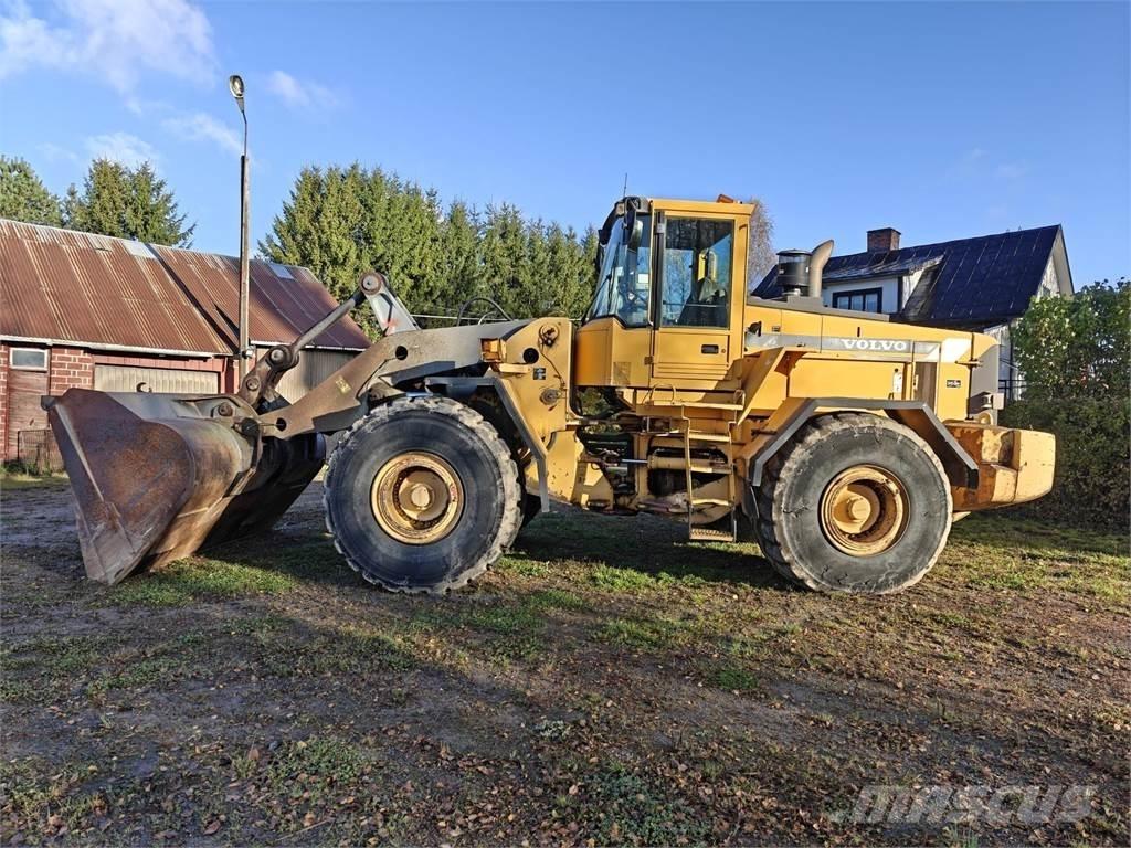 Volvo L180C Pyöräkuormaajat