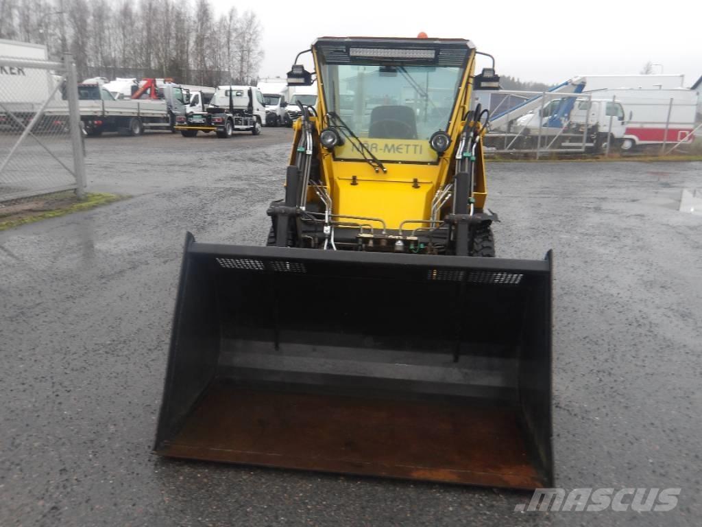 Wille 445 Taajamatraktorit