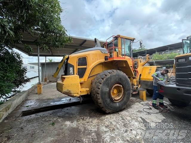 Volvo L 260 H Pyöräkuormaajat