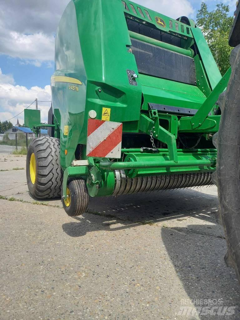 John Deere V451M Pyöröpaalaimet