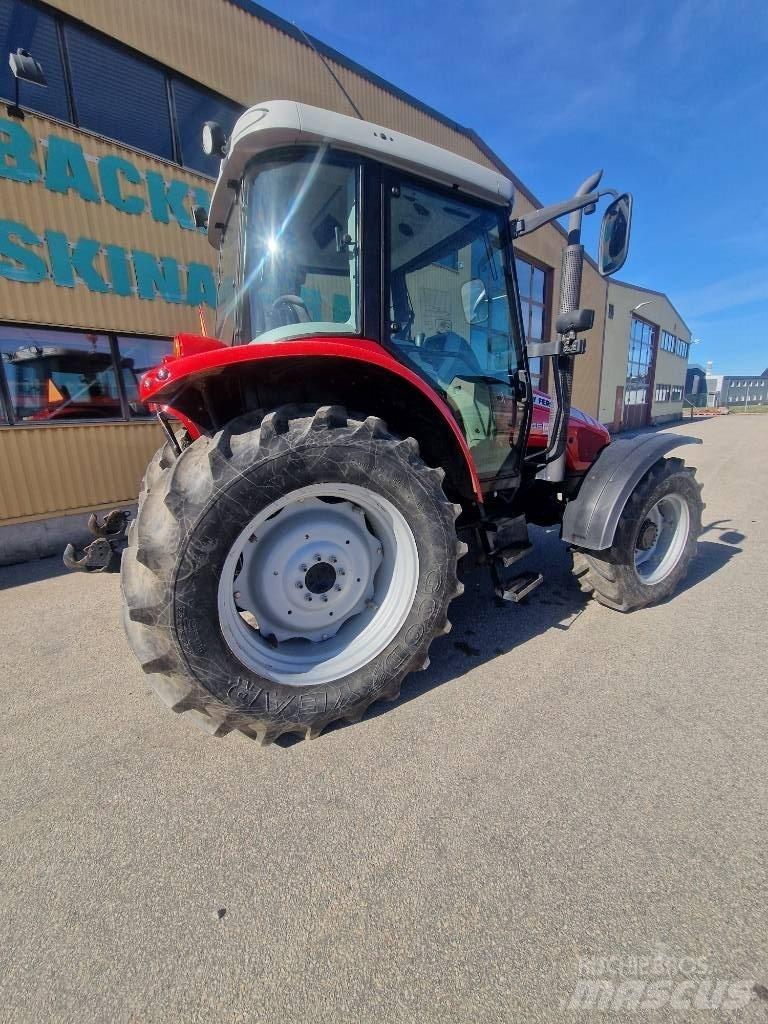 Massey Ferguson 5445 Traktorit