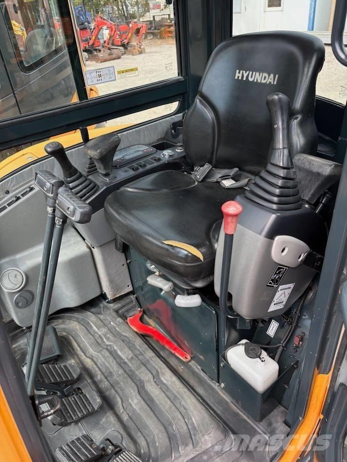 Hyundai R25Z-9 AK Minikaivukoneet < 7t