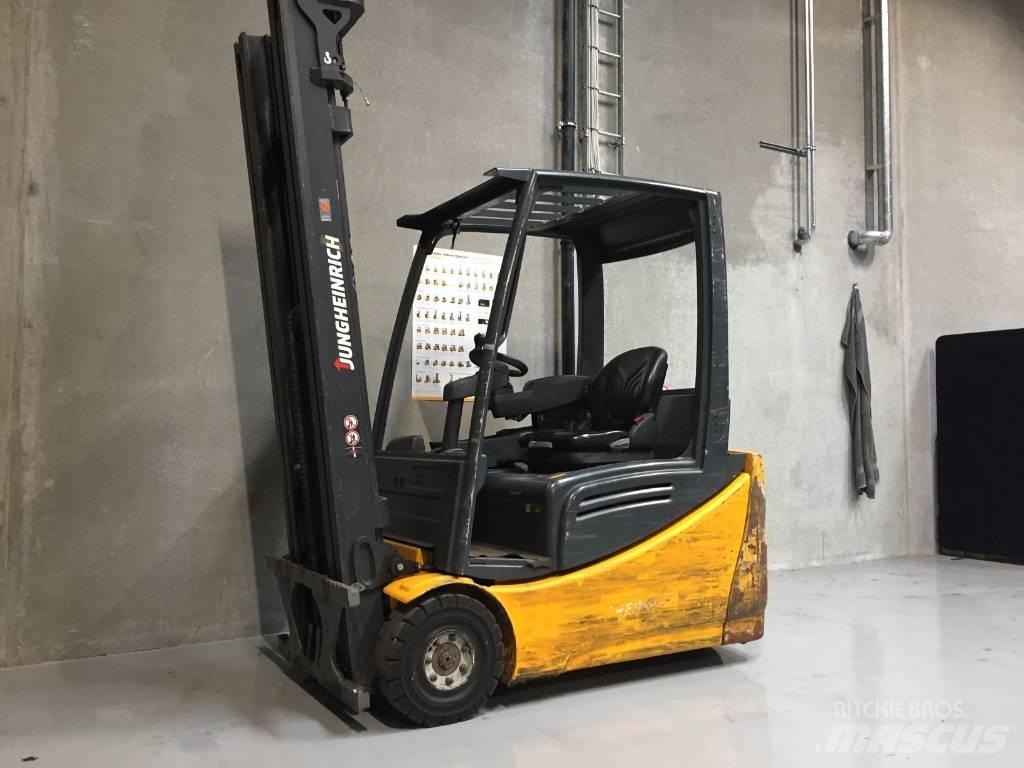 Jungheinrich EFG 216 Sähkötrukit